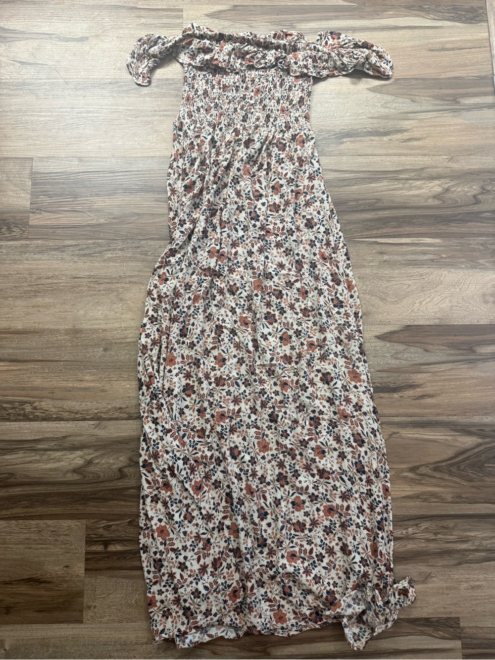 Promesa Off-Shoulder Floral Maxi Dress in Cream and Rust